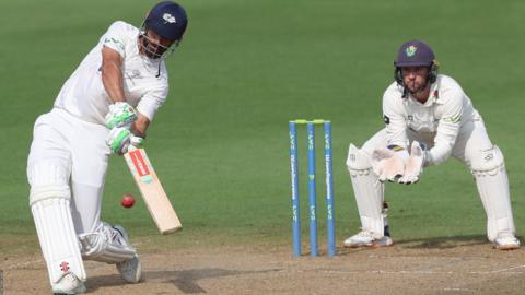 Shan Masood batting