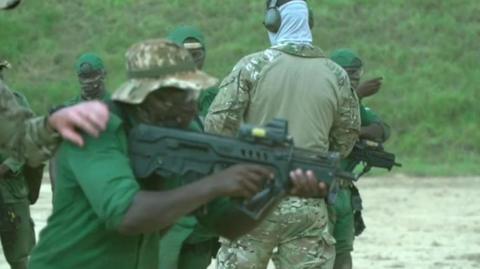 Soldiers training in Ivory Coast