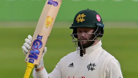 Ben Duckett batting for Nottinghamshire