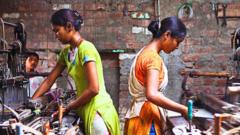 ભારતમાં દેવાંનું વધતું પ્રમાણ, ભારતીયોની ઘટતી બચત 