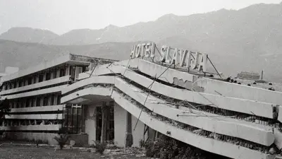 Hotel Slavija u Budvi posle zemljotresa 15. aprila 1979.