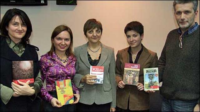 Зліва направо: Ольга Герасим'юк, Світлана Пиркало, Віра Агеєва, Ірина Славінська та Андрій Куликов.