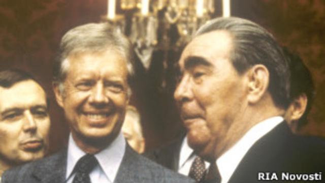 Леонид Брежнев и Джимми Картер в Вене, 1979 г.