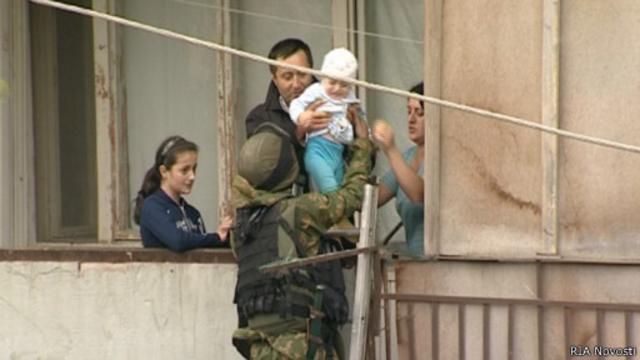 Эвакуация мирных жителей из зоны КТО в Дагестане