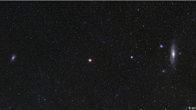 Достаточно яркие объекты можно разглядеть на расстоянии в несколько световых лет 