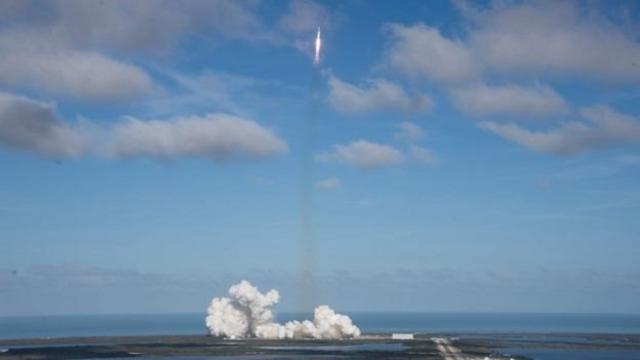 запуск Falcon Heavy