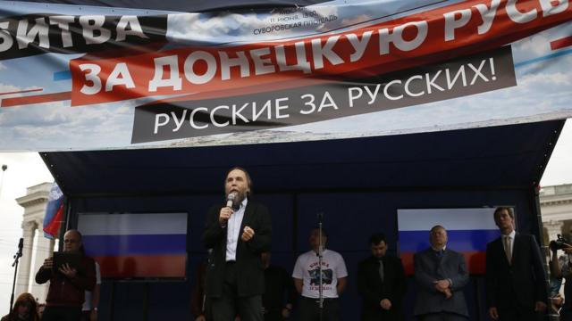 Дугин на митинге в поддержку Донбасса, 2014 год