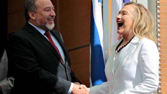 Авигдор Либерман и Хиллари Клинтон (16 июля 2012)