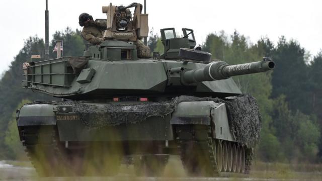 Американский танк на маневрах в Европе