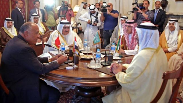 23 июня Саудовская Аравия, Египет, ОАЭ и Бахрейн направили Катару список из 13 требований, выполнение которых необходимо для прекращения бойкота.