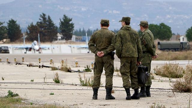 Российские военные на военной базе Хмеймим в Сирии
