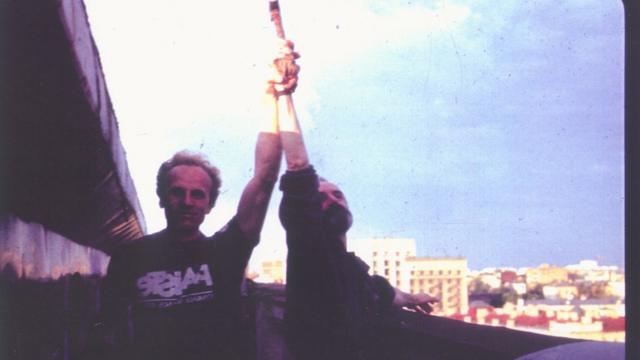 Владимир Тарасов и Эрик Булатов в студии Булатова в Москве. 1980-е годы