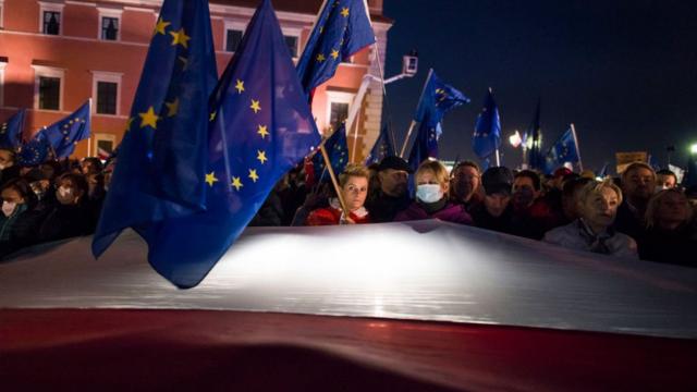 Акции протеста в Прльше против возможного выхода из ЕС, 10 октября 2021