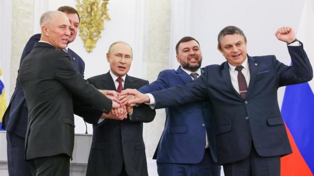 Путин выступает в Георгиевском зале Кремля