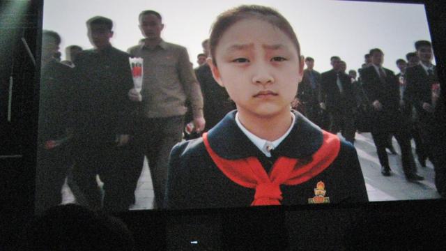 Героиня фильма «В лучах солнца» Виталия Манского - восьмилетняя Цин-ми
