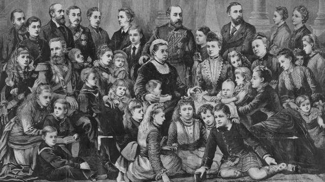 Королева Виктория с семьей