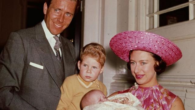 Принцесса Маргарет с первым мужем и детьми