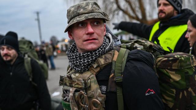 Британский фельдшер 5 марта направился в Украину, чтобы присоединиться к интернациональному легиону