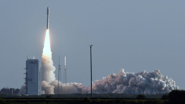 Запуск ракеты-носителя Atlas V