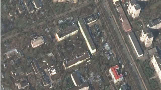 Больница в Мариуполе до обстрела российскими войсками
