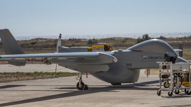 беспилотник Airbus выполняет полет для Frontex