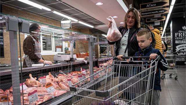 У травні асортимент українських супермаркетів вже значно відрізнявся від березневого