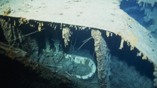Фото с обломков "Титаника"