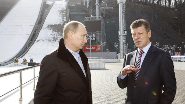 Владимир Путин и Дмитрий Козак в Сочи
