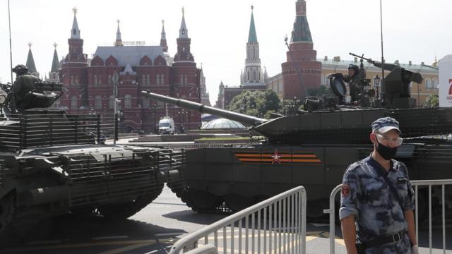 Танк Т-90М на репетиции парада