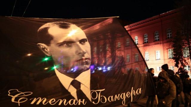 Факельное шествие, посвященное 111-летию со дня рождения председателя ОУН Степана Бандеры в Киеве 1 января 2020 г.