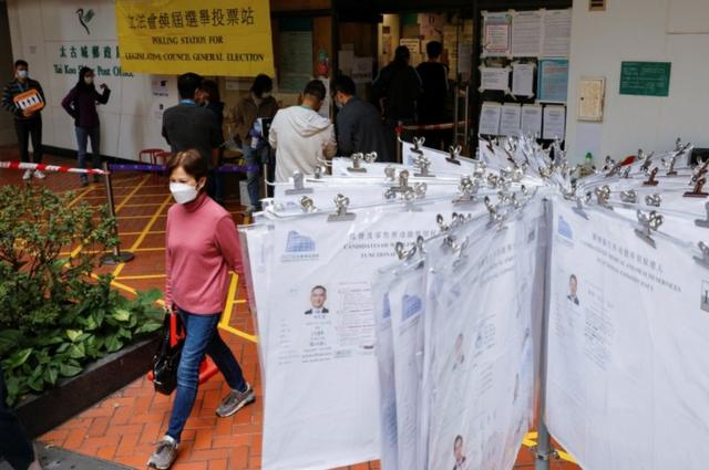 Избирательный участок в Гонконге