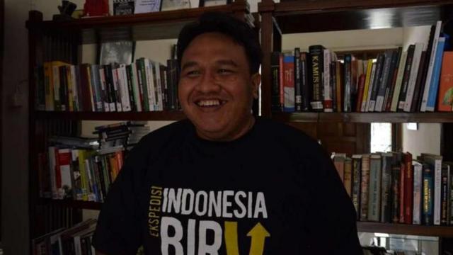 Dandhy Dwi Laksono, jurnalis pendiri rumah produksi Watchdoc Documentary, 19 September 2017.