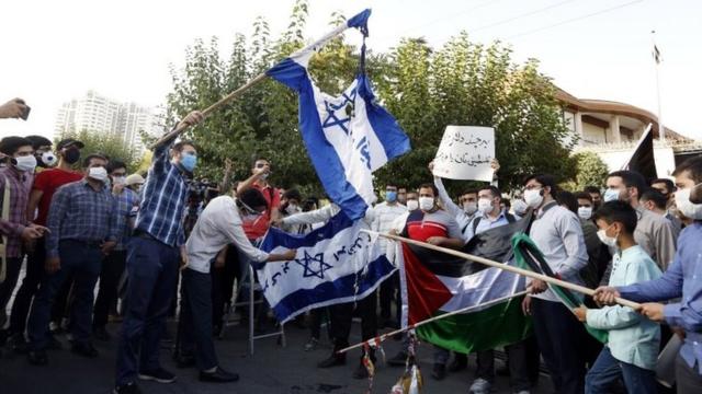 В Иране соглашение Израиля и ОАЭ вызвало протесты