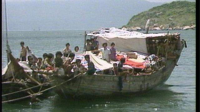 На подобных лодках из Вьетнама бежали два миллиона человек