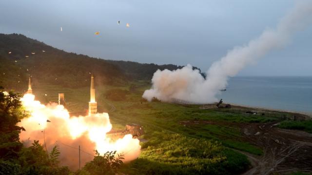 В ответ на испытание американские и южнокорейские военные провели учения с использованием ракеты класса "земля-земля"
