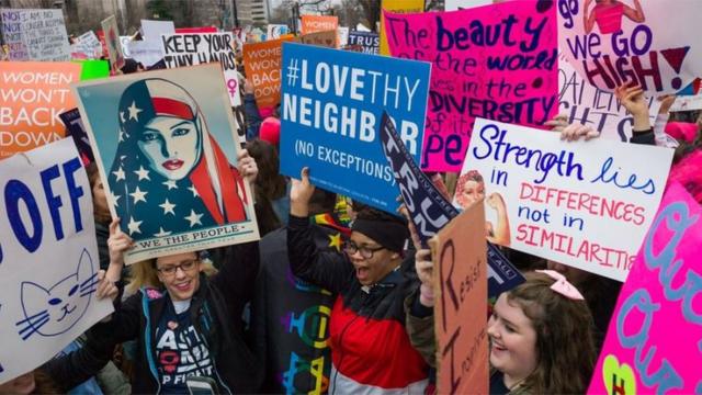 Демонстрация женщин в Вашингтоне, январь 2017 г.