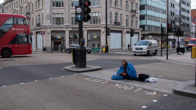 бездомный в Лондоне