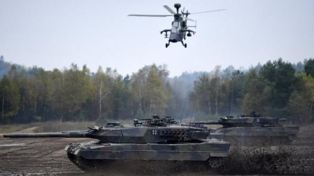 Leopard 2 на учениях