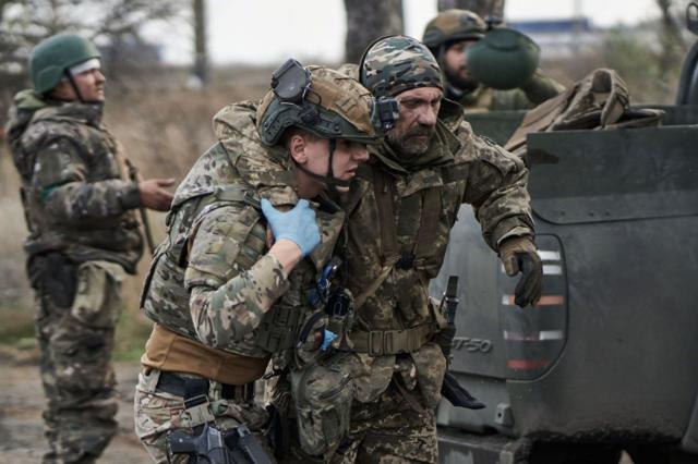 Украинские солдаты под Купянском