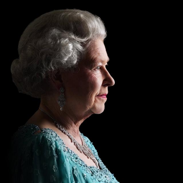 Queen Elizabeth II, 2001