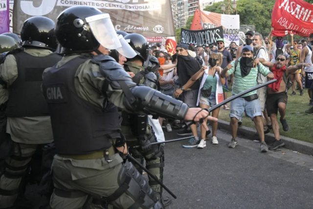 Аргентина протесты 