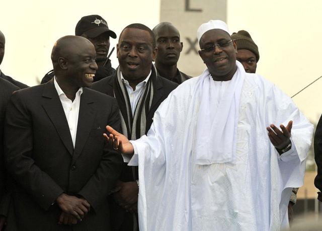 Le président Macky Sall avec son ancien allié Idrissa Seck (à gauche).