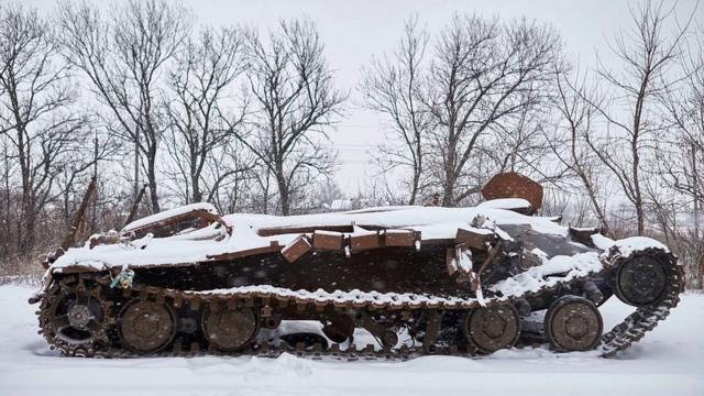 танк сніг