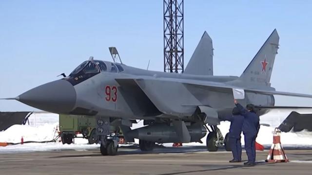 МиГ-31 с ракетой