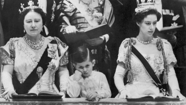 Королева-мать, принц Чарльз и принцесса Маргарет на коронации Елизаветы II
