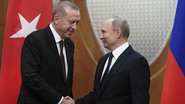 Реджеп Тайип Эрдоган (слева) и Владимир Путин в Сочи 14 февраля 2019 года
