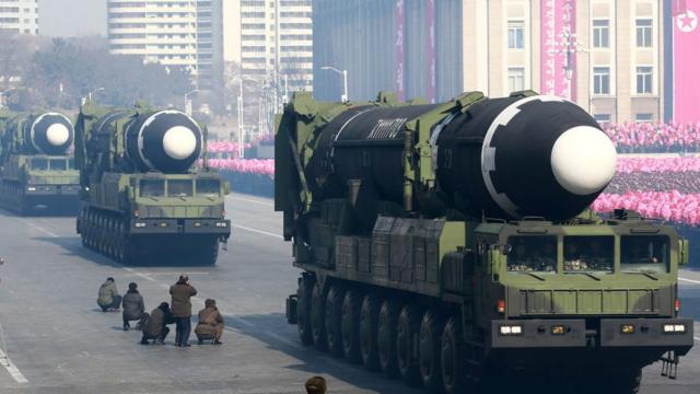 Насколько известно, у Северной Кореи не так много пусковых установок для баллистических ракет