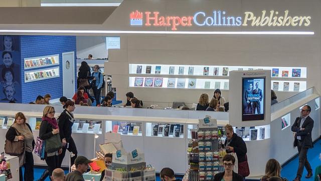 Стенд издательства HarperCollins на книжной ярмарке во Франкфурте