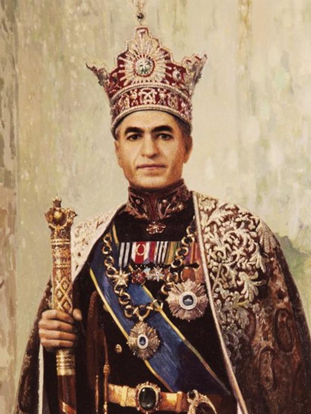 Последний иранский шах Мохаммед Реза Пехлеви (официальный портрет)
