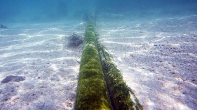 Подводный интернет-кабель